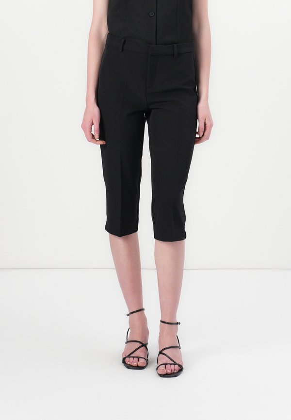 ONLGITTA LIFE CAPRI - Trousers