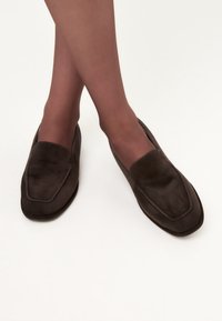 Thumbnail Image 2
