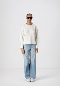 JDY JDYBIGUM O-NECK - Pulover - whitecap gray
