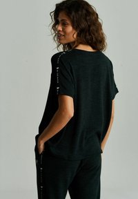 B by Ted Baker LOOK LOUNGE-REGULAR FIT - T-Shirt print - black