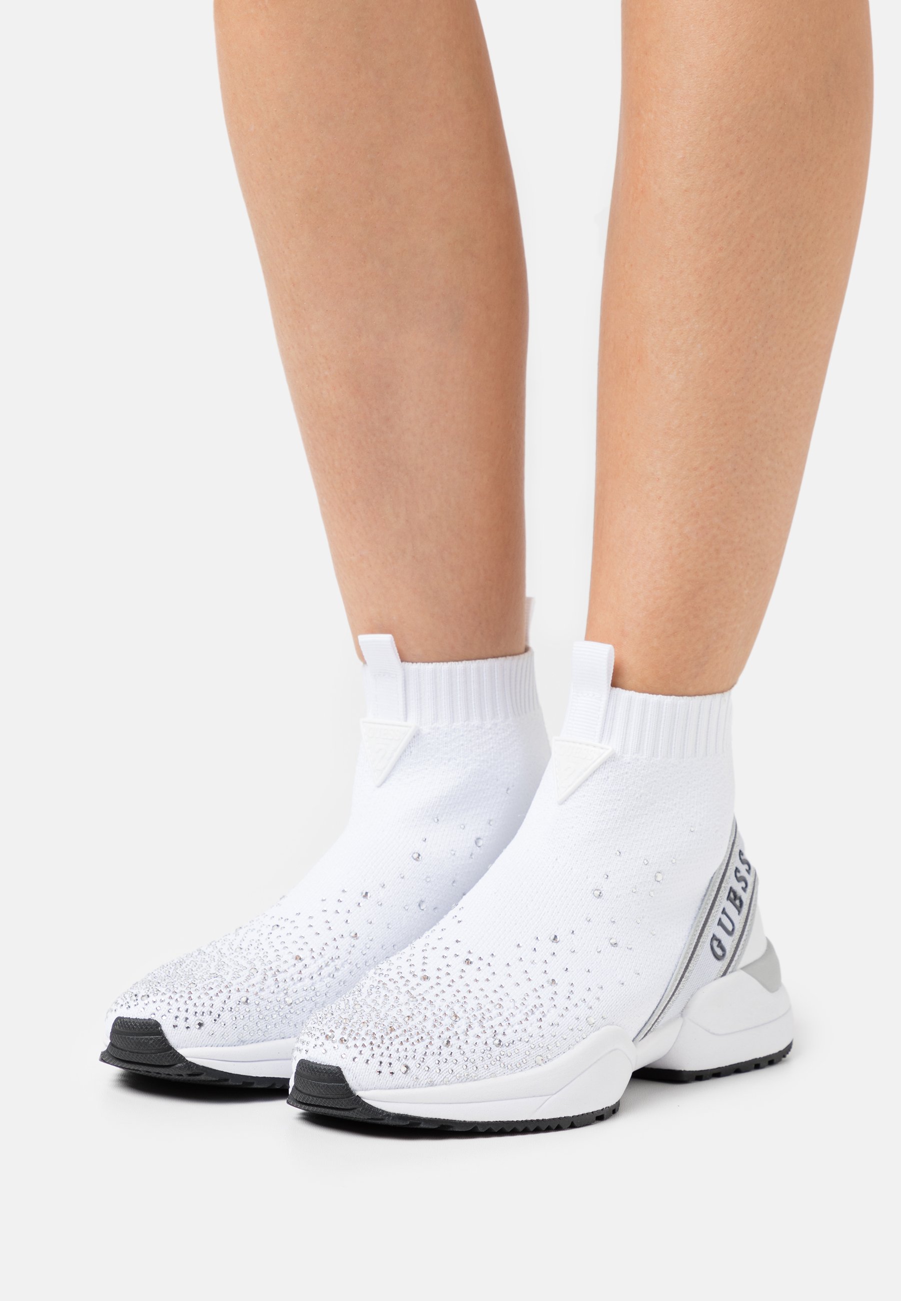 basket chaussette guess