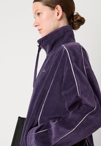 Lacoste Majica s kapuljačom i patentnim zatvaračem - dark blue