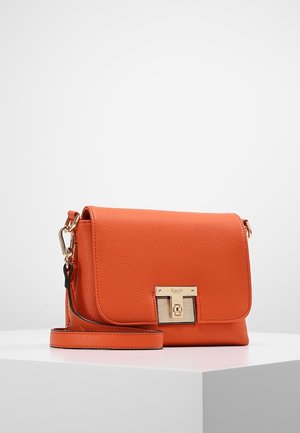 Dune London Skuldertasker - orange