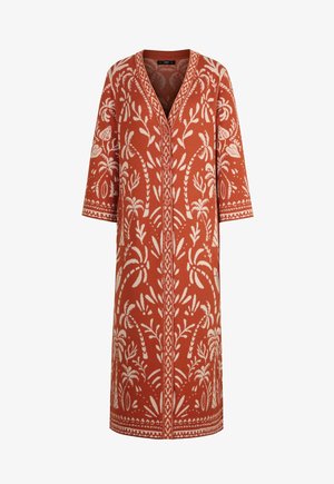 Pikk roostepunane nööpidega kardigan kreemika botaanilise mustriga, kolmeveerand varrukatega ja V-kaelusega kraega.