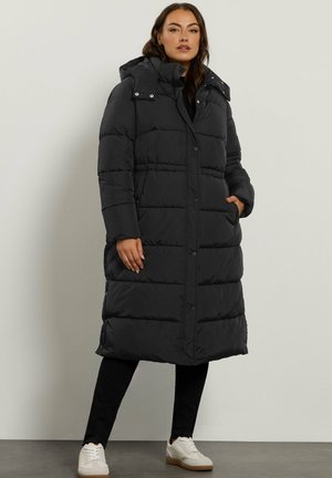 Wintermantel - black