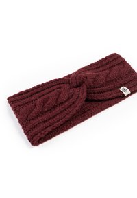 Bordeaux gestricktes Stirnband mit gedrehter Gestaltung, strukturierten Zopfmustern und einem kleinen Logo-Tag, das an einer Seite angenäht ist.