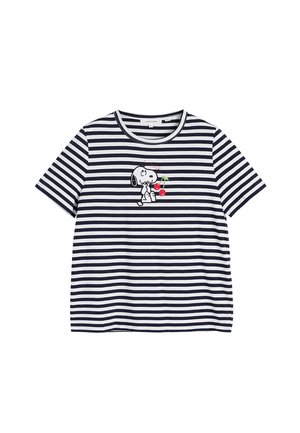 Navyblauw en wit horizontaal gestreept shirt met korte mouwen, met een geborduurd Snoopy die twee kersen vasthoudt op het midden vooraan.