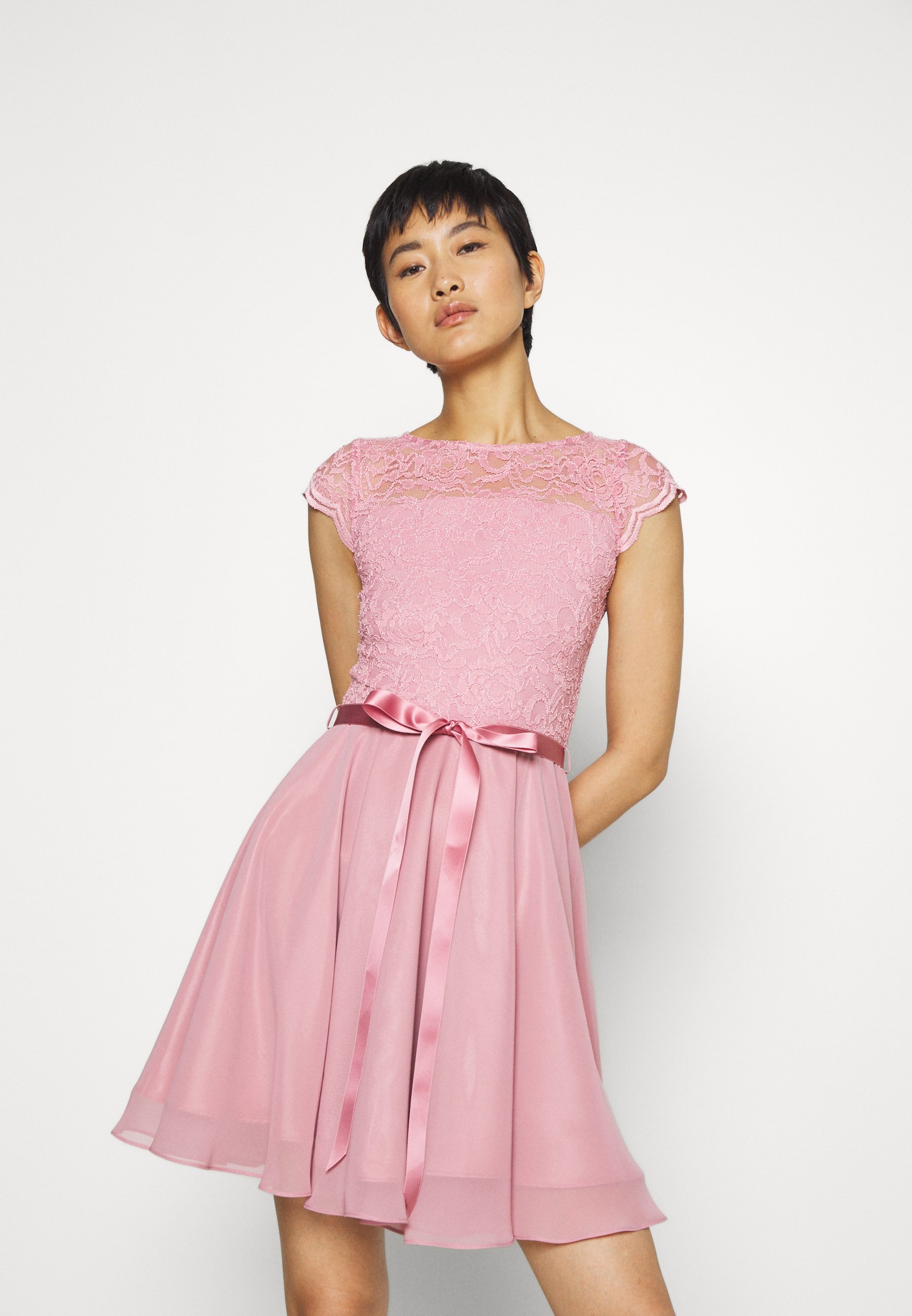 robe swing rose