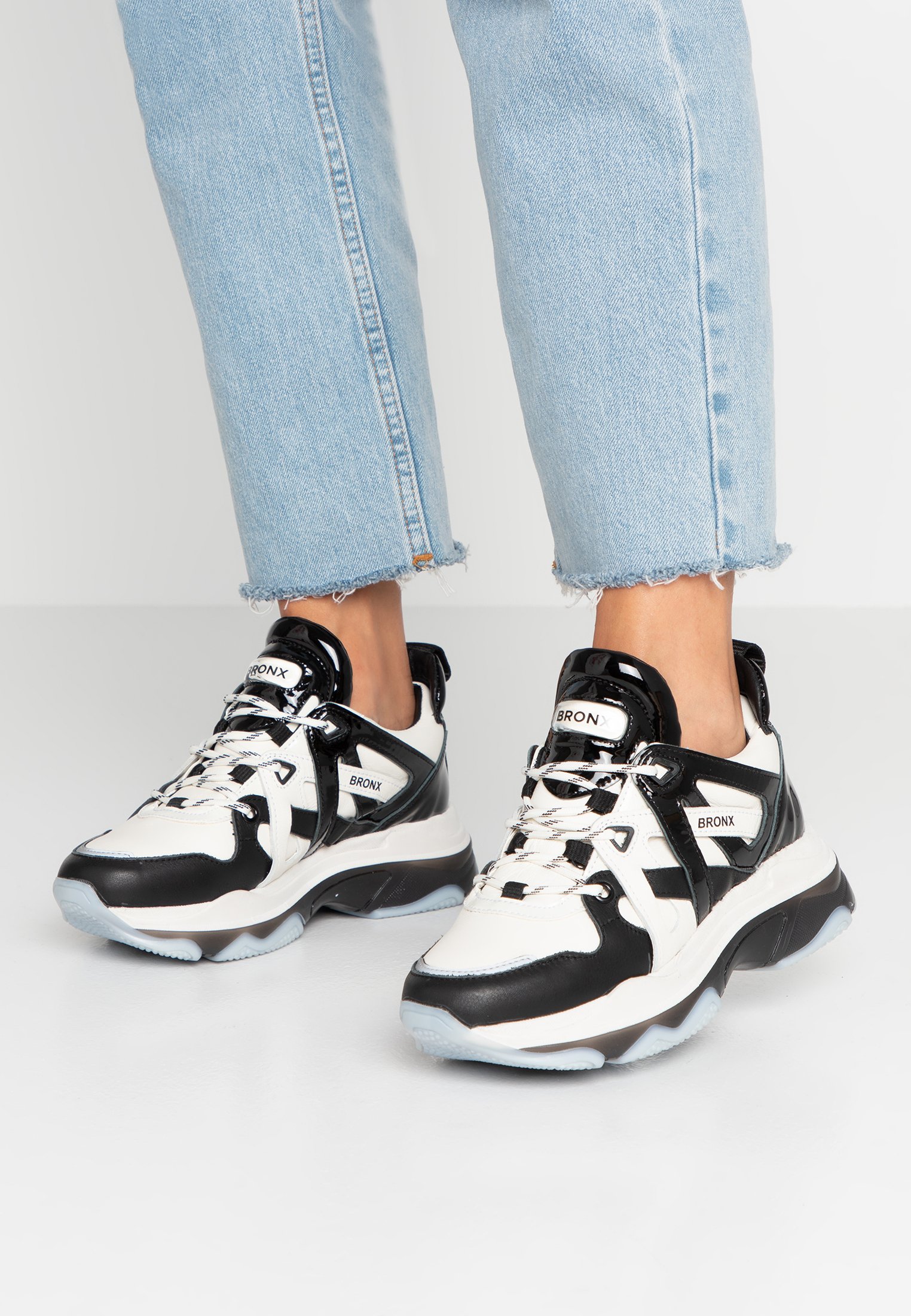 Bronx BAISLEY Joggesko blackoff white Zalando.no Bronx BAISLEY Joggesko blackoffwhite Zalando.no