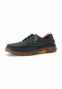 Marineblaues Leder Schuhwerk mit braunen Gummisohlen, kontrastierendem weißen Nähten, runder Zehenform und Schnürdesign. Verfügt über einen kleinen gelben Akzent.
