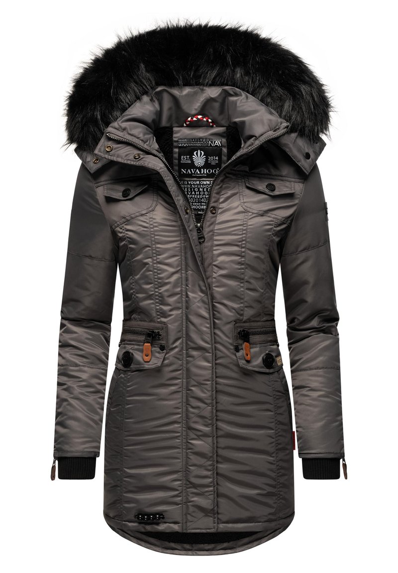 Grijs gewatteerd winterjack met een nep-bont capuchon, ritszakken aan de zijkanten, knoopdetails en geribbelde manchetten. Bevat een langer achterpand voor extra bedekking.