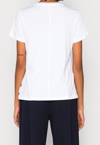 Marc O'Polo DENIM Jednoduché tričko - white