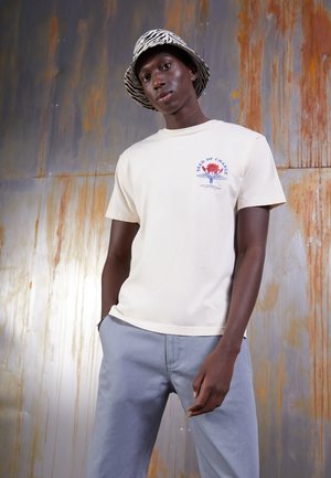 SEED OF CHANGE - Print T-shirt - pigment sago