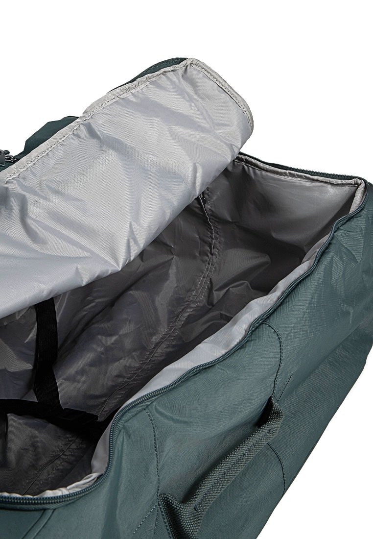 Sac de voyage avec un extérieur teal foncé, une doublure intérieure grise et deux poignées. Il dispose d'une fermeture éclair et d'un intérieur spacieux et texturé.
