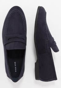 Pier One Sapatos slip-on elegantes - dark blue