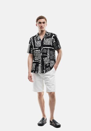 DRAWSTRING - Shorts vaqueros - off-white