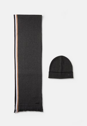 BOSS HENZO SET - Kapa - medium grey