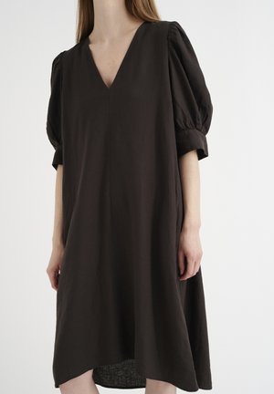 KIKOIW YANCA - Jurk - truffle