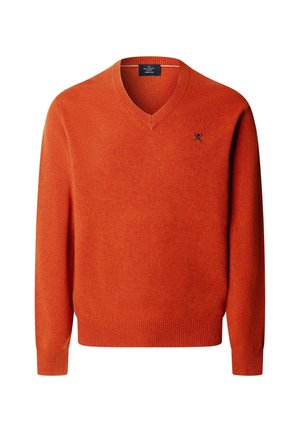 Jersey naranja de manga larga con cuello en V, puños y dobladillo acanalados, que presenta un pequeño logo negro bordado en el pecho izquierdo.