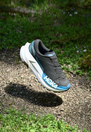 MAFATE X - Trail hardloopschoenen - black/skyward blue