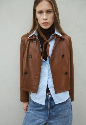 Chaqueta de cuero - brown