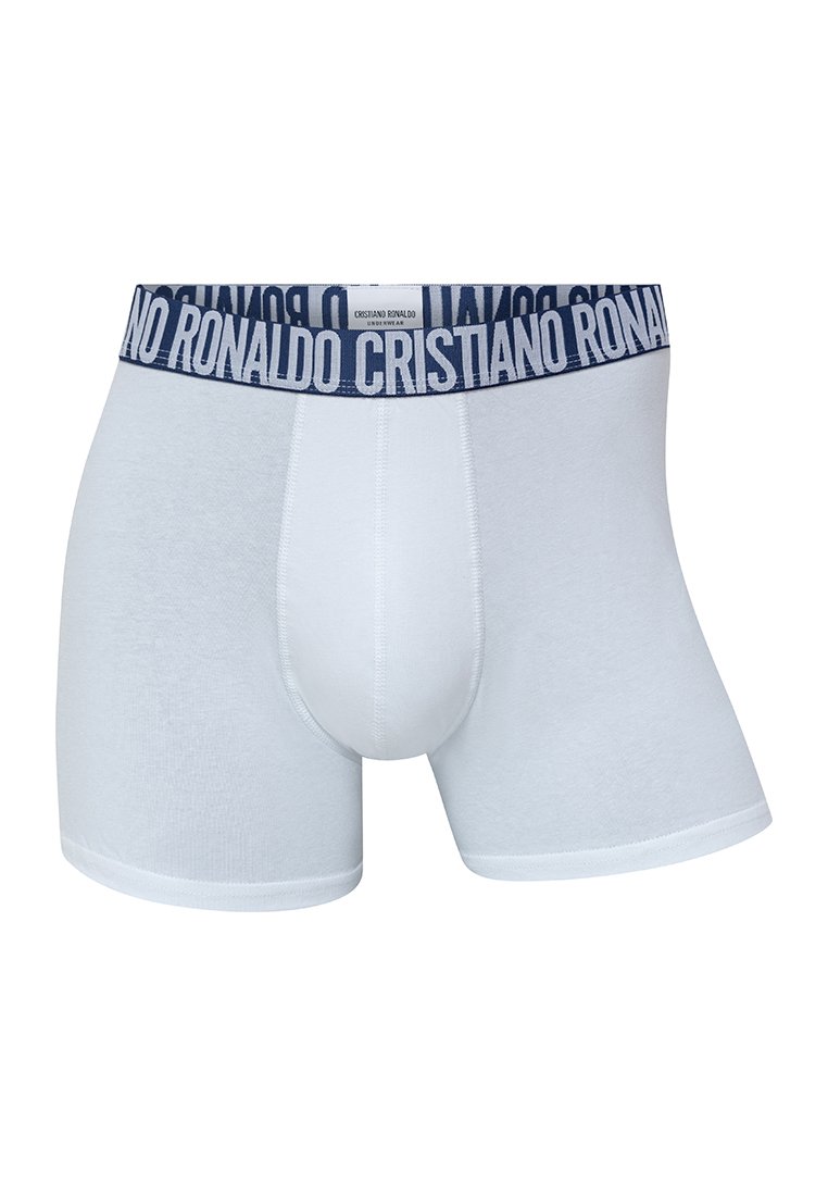 Bóxers blancos de algodón suave, con una cinturilla en azul marino que lleva impreso en letras blancas y en negrita "Cristiano Ronaldo".