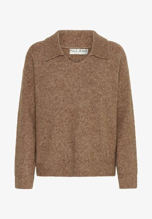 Pull en tricot marron avec un col en V et un design à col. Texture côtelée, manches longues et silhouette décontractée. Étiquette indiquant "PULZ JEANS."