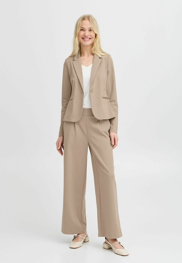 BYRizetta - Blazer - roasted cashew4