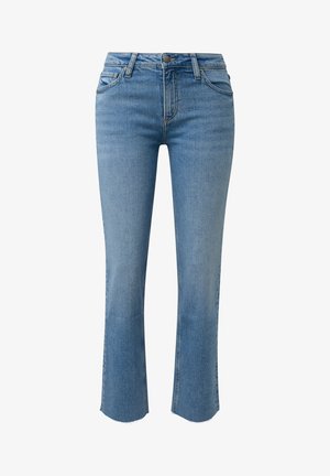 Jasnoniebieskie dżinsy z lekkim rozkloszowaniem nogawek, fason pięciopocket, zapinane na guzik i suwak, z surowym wykończeniem na brzegach.