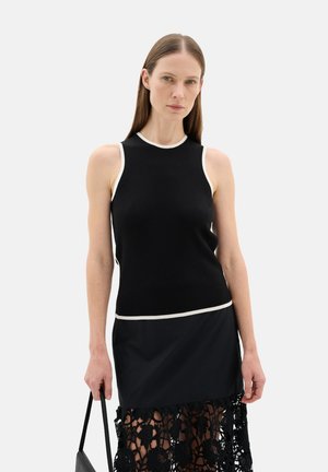 SACCOIW - Top - black