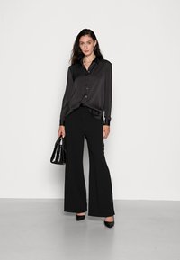Anna Field Blusa com botões - black