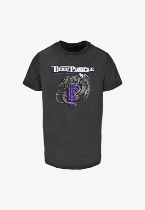 Must musta T-särk, millel on peene draakoni graafika hallis ja lillades toonides, koos tekstiga "Deep Purple" ja "The Battle Rages On."