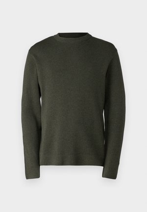 Ciemnozielony sweter z dzianiny, wykonany z miękkiego materiału. Okrągły dekolt, długie rękawy oraz luźny krój o gładkiej fakturze.