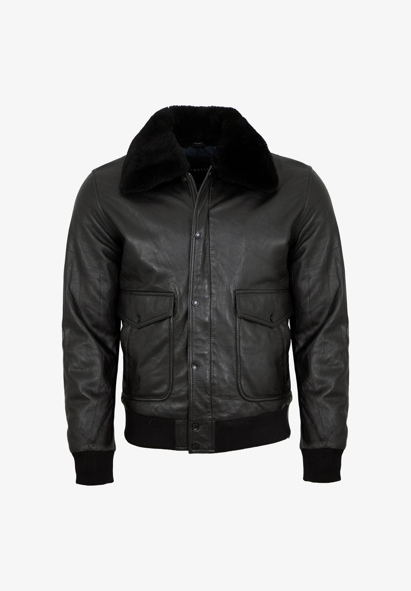 Schwarze Leder-Bomberjacke mit einem flauschigen schwarzen Lammfellkragen. Verfügt über vordere Druckknopftaschen und gerippte Bündchen. Glatte Textur durchgehend.