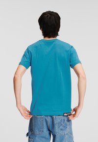 Karl Lagerfeld Jeans LOGO SLIM-FIT - Paprasti marškinėliai - hydro