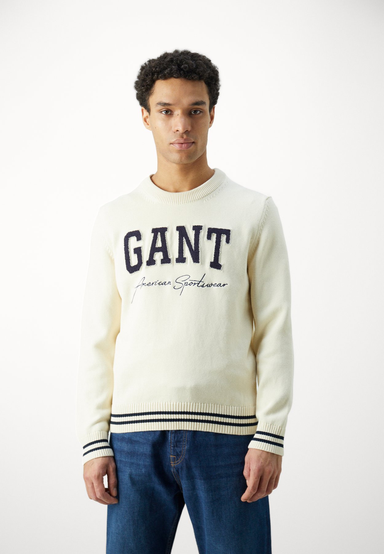 COLLEGIATE C NECK