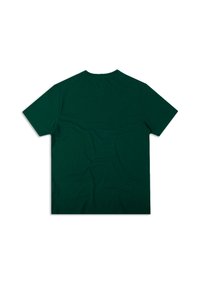 Zelené bavlněné tričko s kulatým výstřihem a krátkými rukávy. Má hladkou texturu a jednoduchý design na zadní straně bez grafiky nebo vzorů.