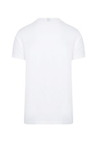 Witte katoenen T-shirt met een ronde hals en korte mouwen. Glad textuur, geen patronen of graphics, met een label op de hals.