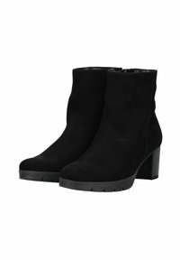 Zwarte suede enkellaarzen met een chunky hak, ronde neus, gladde textuur en een eenvoudig ontwerp zonder extra versieringen.