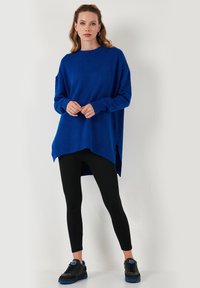LELA Pullover - saxe blue