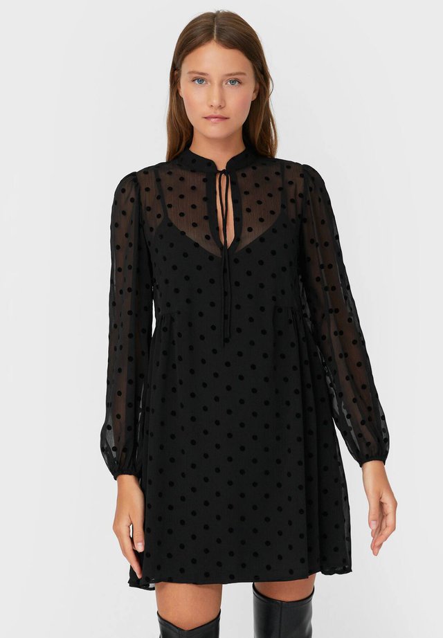 MIT TUPFENPRINT - Freizeitkleid - black