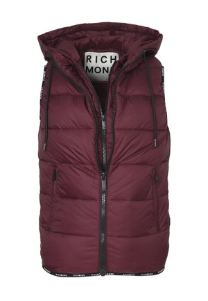 Gilet imbottito bordeaux con cappuccio, chiusura a zip e due tasche laterali. Presenta una finitura con logo sul fondo e dettagli in hardware neri.