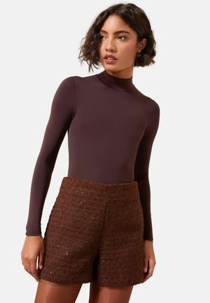 REGULAR FIT  - Šortky - brown