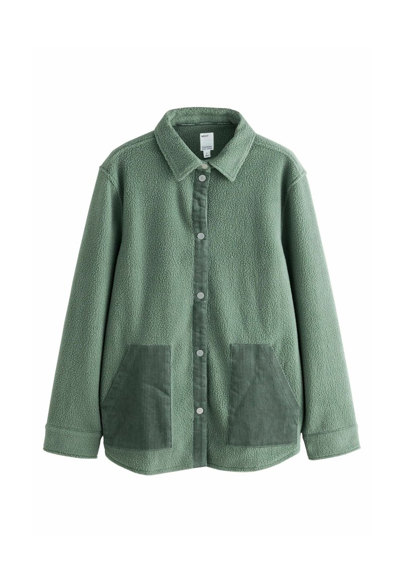 Groene fleece jas met een gestructureerd oppervlak, corduroy zakken en drukknoopsluiting aan de voorkant. Heeft een puntige kraag en lange mouwen.