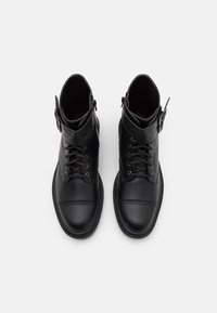 Zign Stivaletti stringati - black