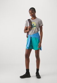 Patagonia TRAILS - Outdoor shorts - subtidal blue