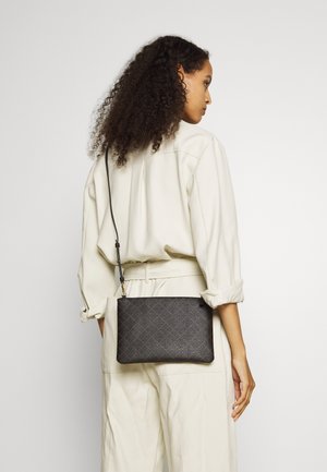 IVY PURSE - Bandolera - dark chocolate