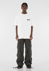 MJ Gonzales HEAVY OVERSIZED - FROSTED WINGS - Camiseta estampada - white