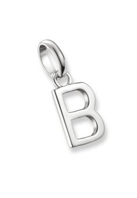 Silberner Anhänger in Form des Buchstabens "B", mit glänzender Oberfläche, glatter Textur und einer festen Schlaufe zur Befestigung.