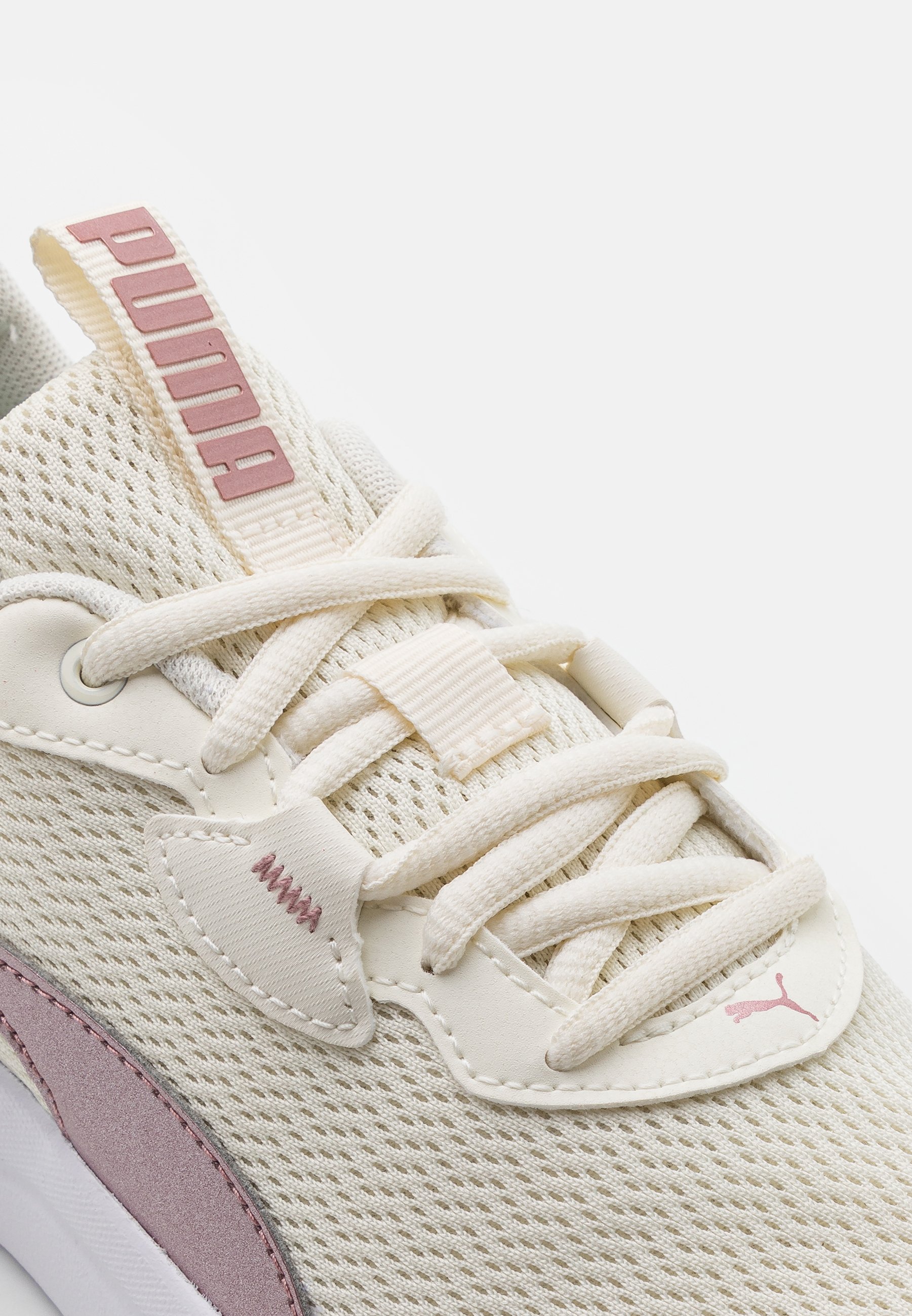 Puma RESOLVE METALLIC - Neutral running shoes - marshmallow/lotus/beige -  Zalando.co.uk
